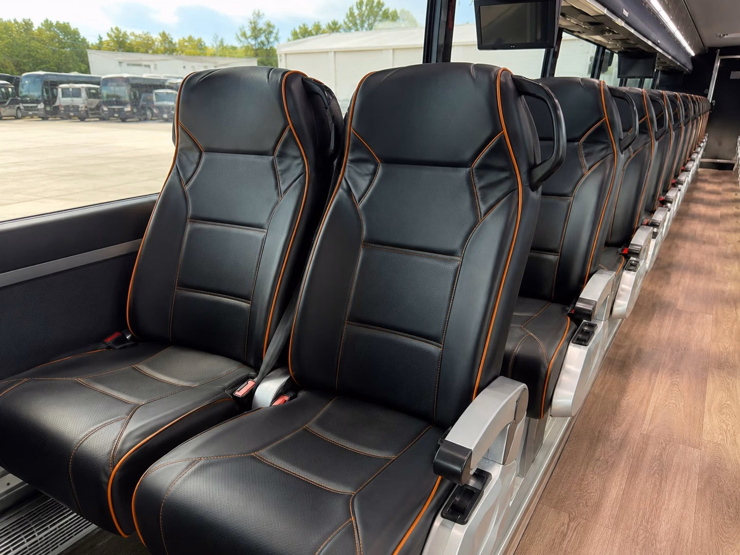guest shuttle buses between west covina hotels and wedding venues