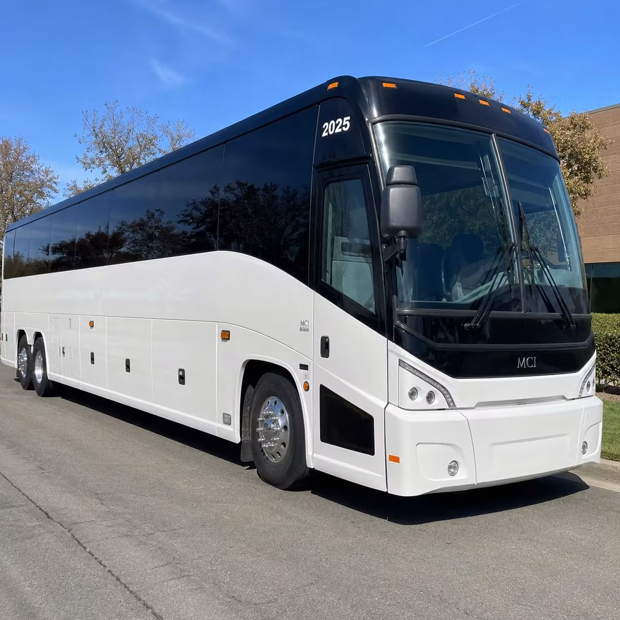 san manuel amphitheater and ontario concert venue transportation from west covina